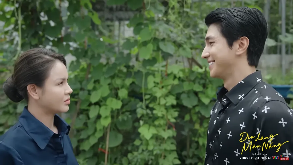 Dịu d&agrave;ng m&agrave;u nắng - Tập 31: Người t&igrave;nh tới tận nh&agrave; l&agrave;m kh&oacute; Lan Anh - Ảnh 1.