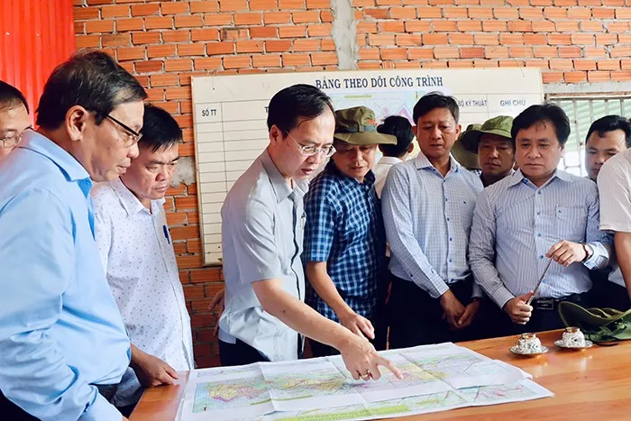 Đồng Tháp đẩy nhanh tiến độ các công trình trọng điểm - Ảnh 1.