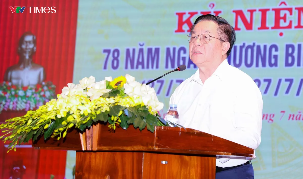 Trưởng ban Tuyên giáo và Dân vận Trung ương thăm, tặng quà thương, bệnh binh và Mẹ Việt Nam Anh hùng tại Nghệ An - Ảnh 3.