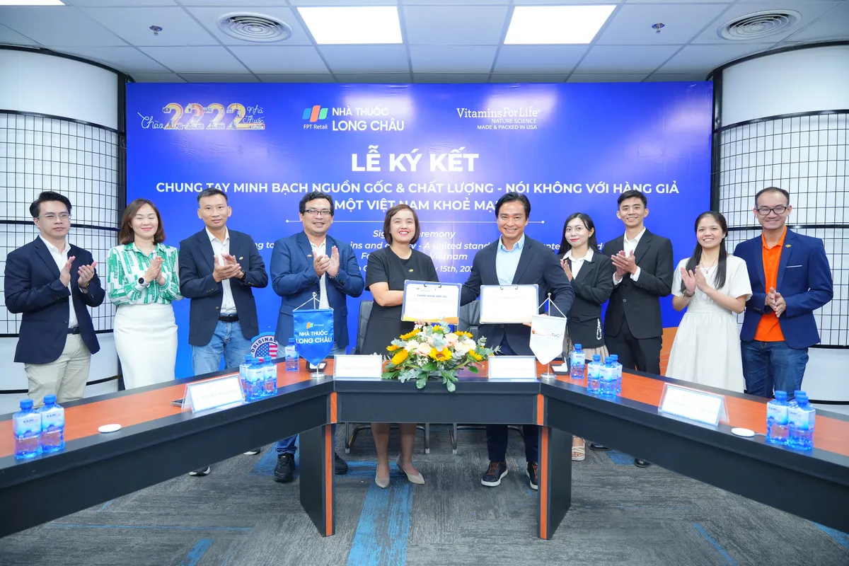 Long Châu bắt tay các nhãn hàng lớn xây dựng ‘liên minh minh bạch’, vì một Việt Nam khỏe mạnh  - Ảnh 1.
