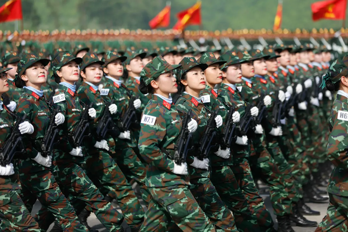 Hình ảnh xinh đẹp, bản lĩnh của các nữ chiến sĩ trong buổi tổng hợp luyện A80 - Ảnh 18.