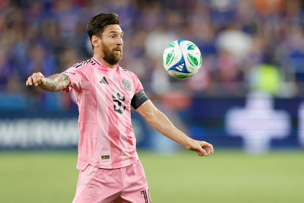 Messi "tịt ngòi", Inter Miami thảm bại trước Cincinnati- Ảnh 3.