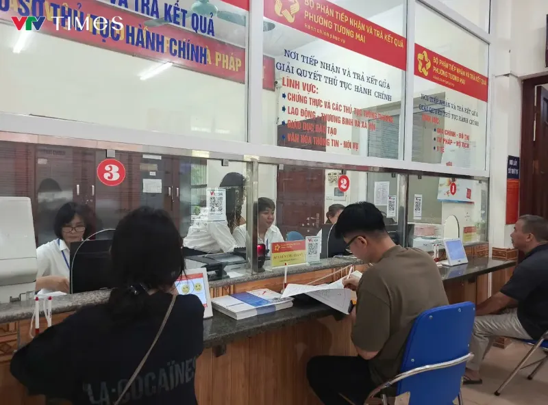 Tổ chức bộ máy đơn vị hành chính địa phương 2 cấp hoạt động hiệu quả, thông suốt - Ảnh 1.