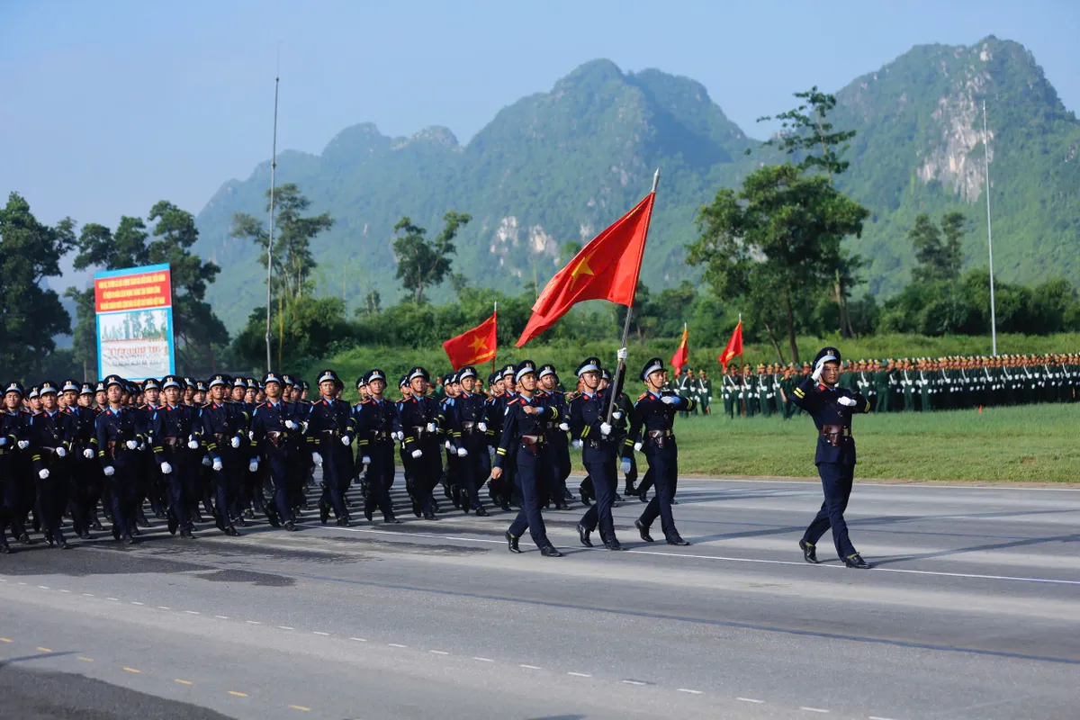 Lực lượng Quân đội - Công an tổng hợp luyện diễu binh cho nhiệm vụ A80- Ảnh 14. Lực lượng Quân đội - Công an tổng hợp luyện diễu binh cho nhiệm vụ A80- Ảnh 14.