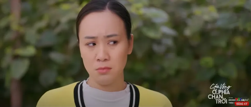 Cầu vồng ở ph&iacute;a ch&acirc;n trời - Tập 14: Sợ mất việc, 2 người gi&uacute;p việc quyết t&acirc;m ph&aacute; chuyện t&igrave;nh của Oanh - Tuấn - Ảnh 2.