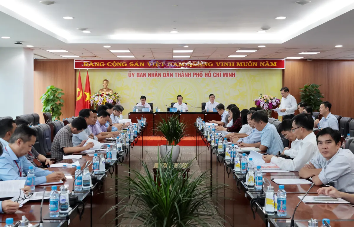 TP Hồ Chí Minh thay đổi quản lý rác sau hợp nhất - Ảnh 1.