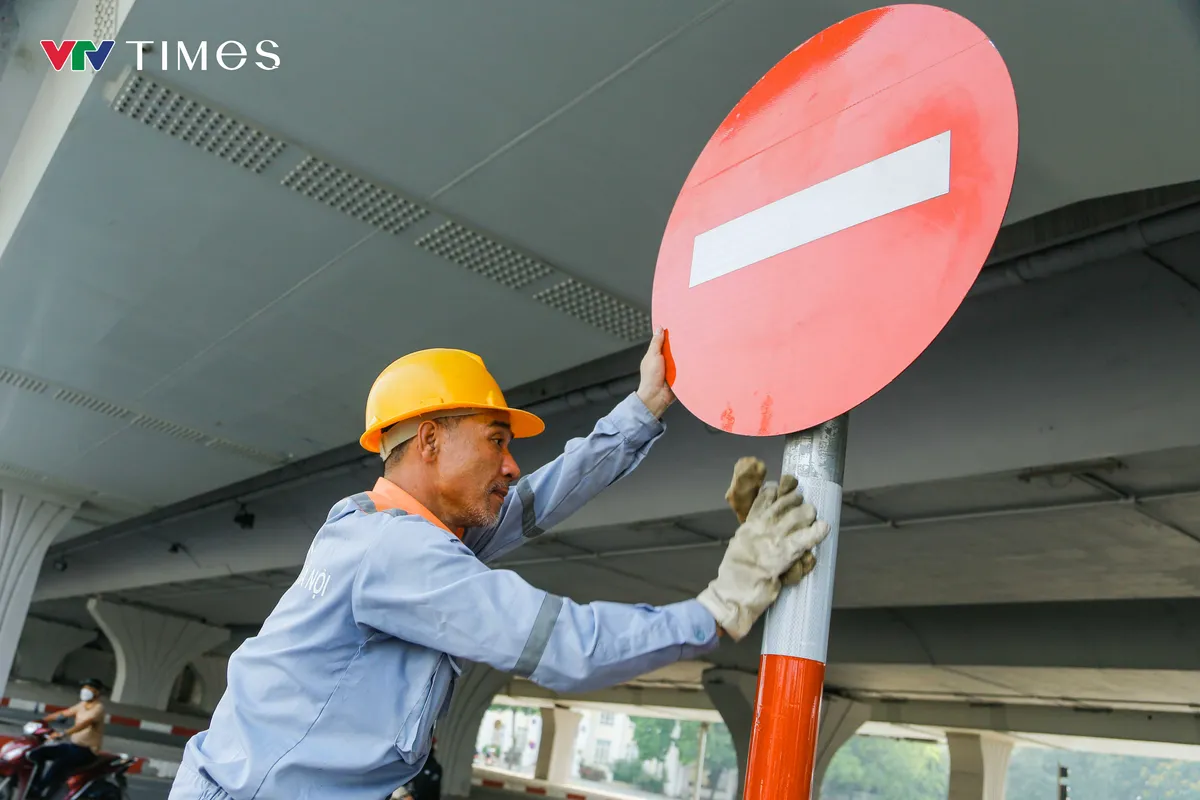 Hà Nội bắt đầu chỉnh trang hạ tầng phục vụ đại lễ Quốc khánh 2/9 - Ảnh 5.