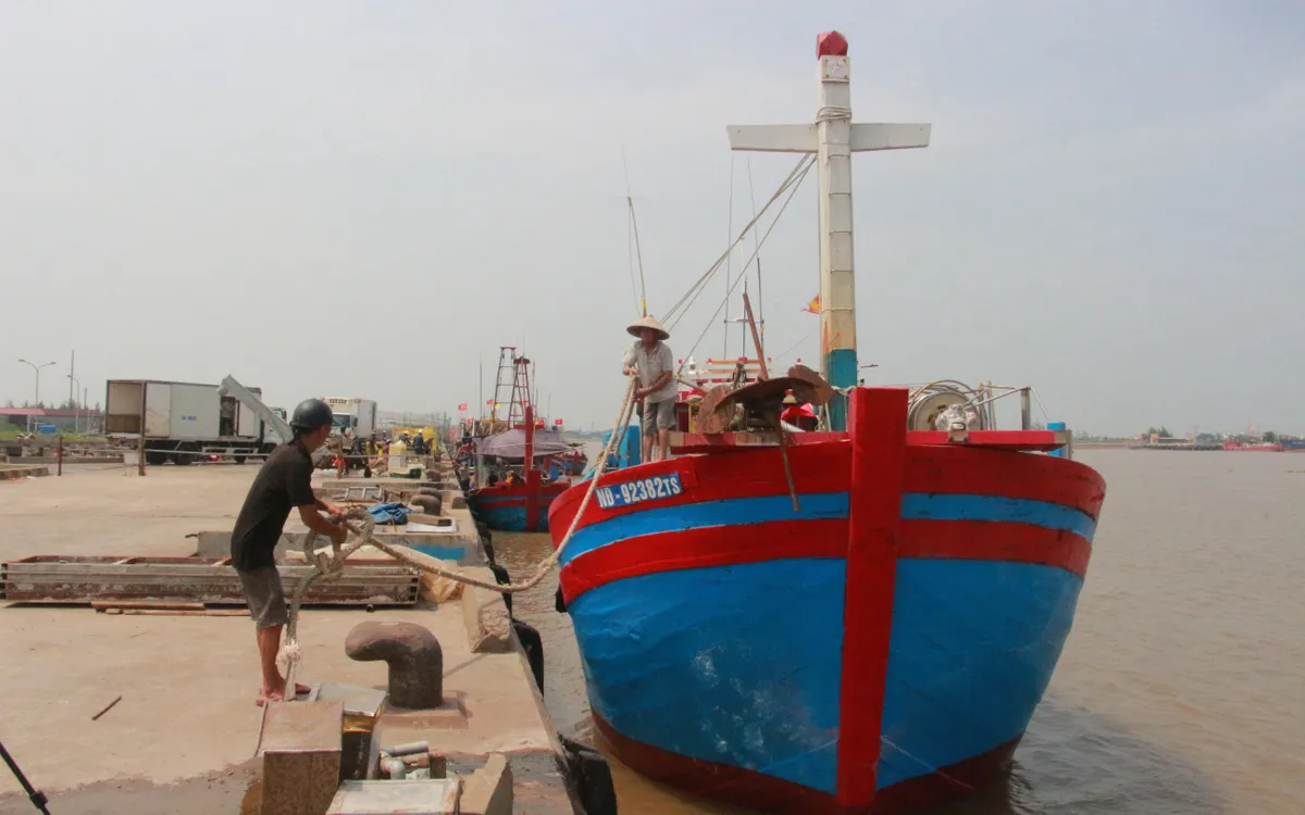 Tỉnh Ninh Bình yêu cầu các xã ven biển quản lý chặt chẽ phương tiện ra khơi