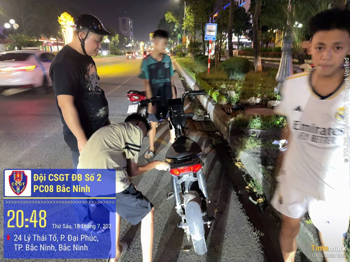 Bắc Ninh: Xử lý 217 trường hợp vi phạm giao thông trong đêm 18/7 - Ảnh 1.