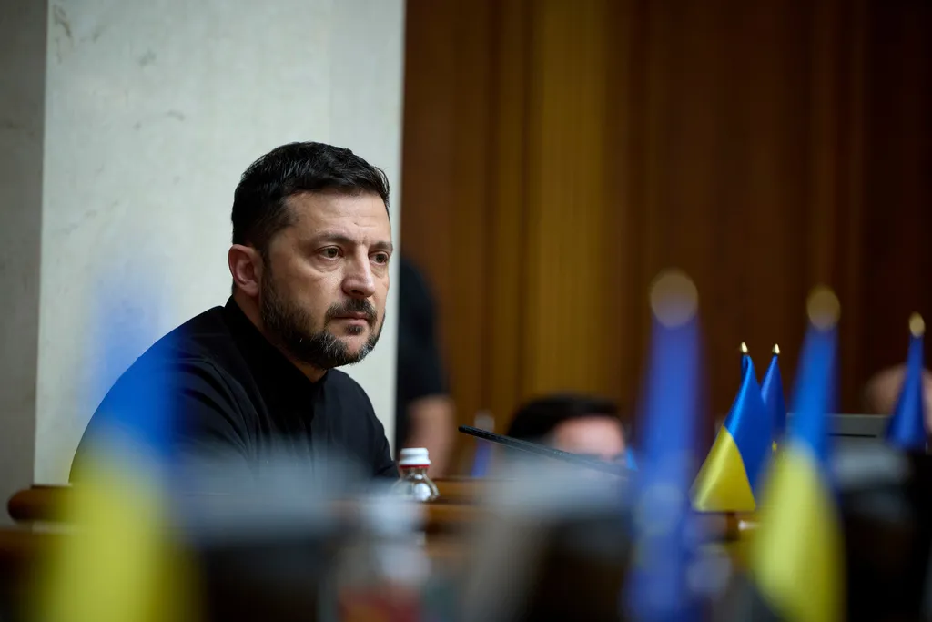 Ukraine đề nghị Nga nối lại hòa đàm trong tuần tới - Ảnh 1.