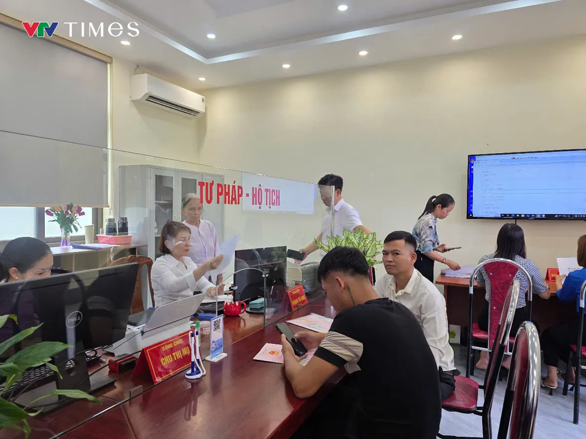 Phú Thọ vận hành chính quyền địa phương hai cấp: Gần dân hơn, phục vụ tốt hơn - Ảnh 1.