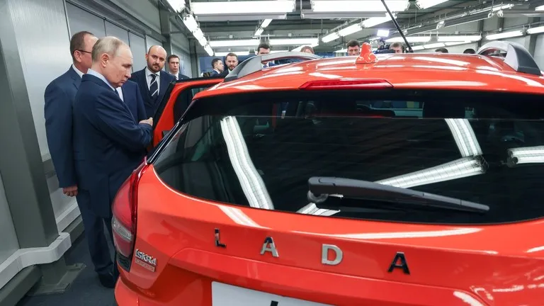 Tổng thống Putin nói về các mối đe dọa đối với chủ quyền của Nga - Ảnh 1.
