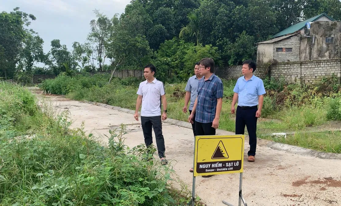 Ứng phó bão số 3: Hà Nội chủ động rà soát các điểm đê xung yếu - Ảnh 1.