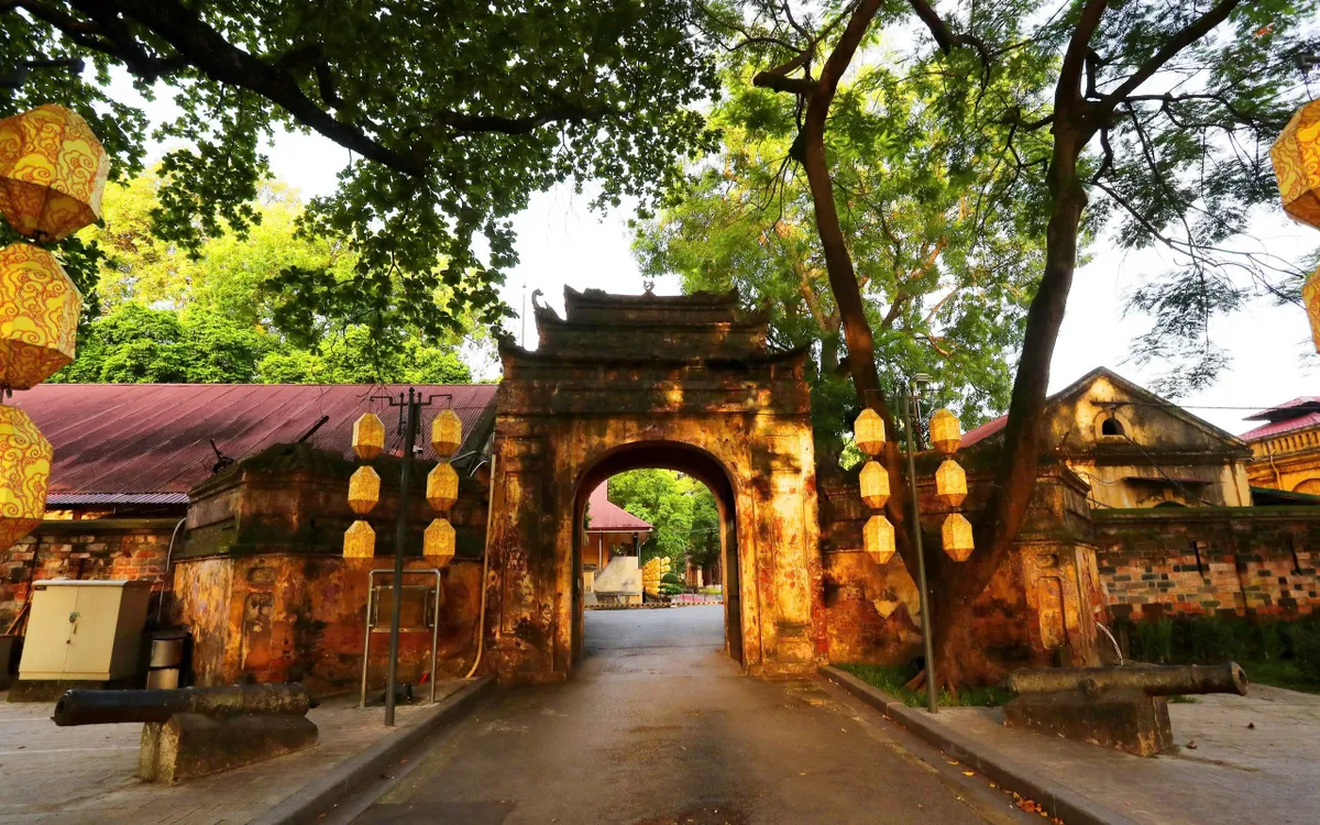 Hà Nội yêu cầu khẩn trương triển khai biện pháp bảo vệ di tích, danh thắng trong mưa bão Hà Nội yêu cầu khẩn trương triển khai biện pháp bảo vệ di tích, danh thắng trong mưa bão