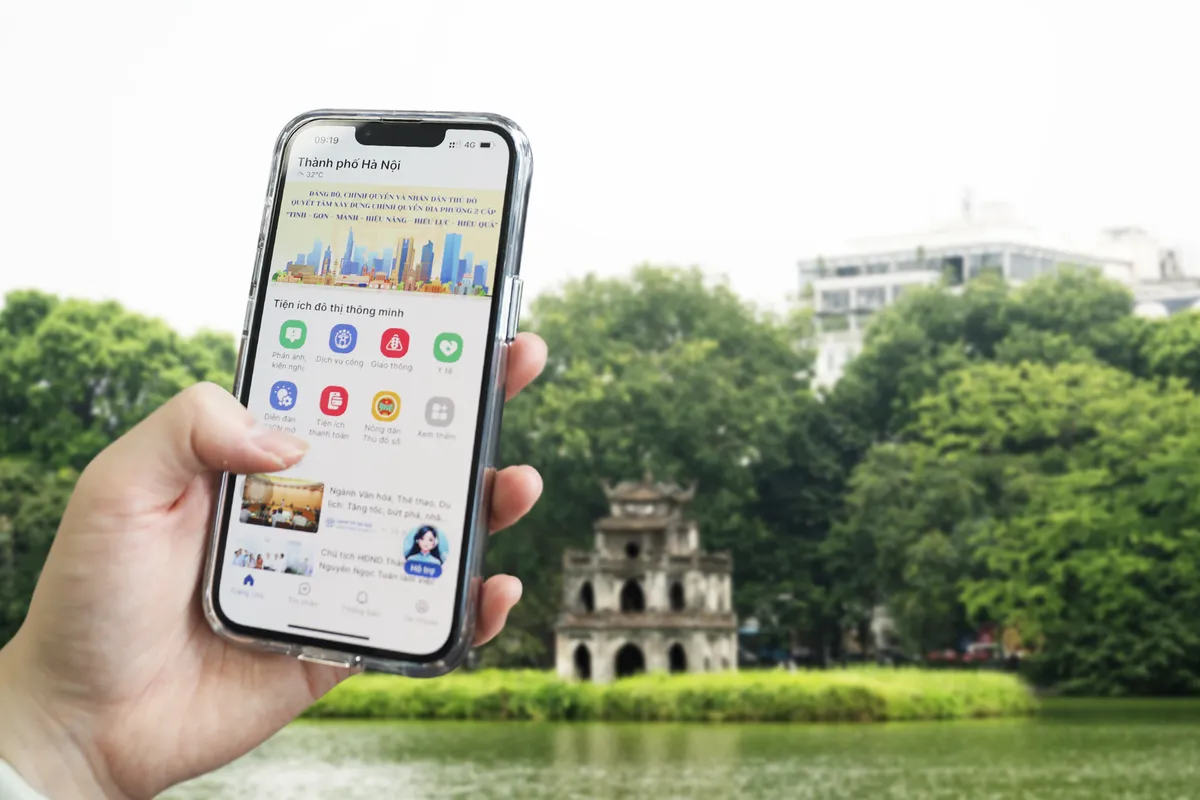 iHanoi và những thay đổi trong trải nghiệm số của người dân Thủ đô khi vận hành chính quyền 2 cấp - Ảnh 1.