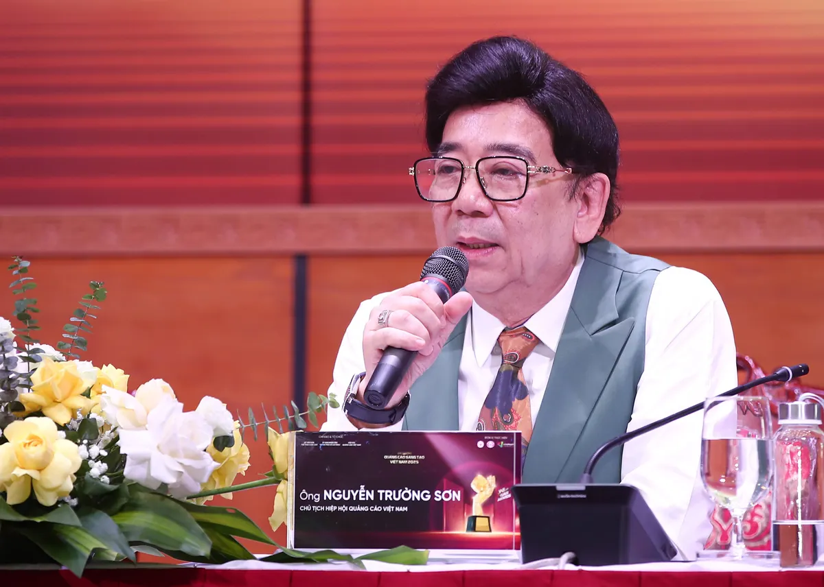 “Siết” hành vi nghệ sĩ, người nổi tiếng - Ảnh 3.