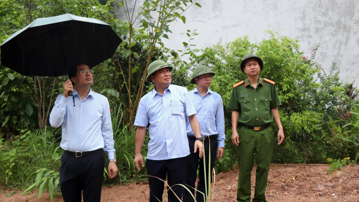 Lào Cai: Tập trung lãnh đạo công tác ứng phó với thiên tai, mưa bão trên địa bàn tỉnh - Ảnh 1.