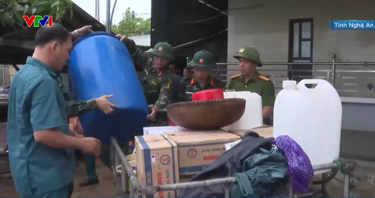 Nghệ An kịp thời sơ tán người dân tránh bão số 3 an toàn - Ảnh 1.