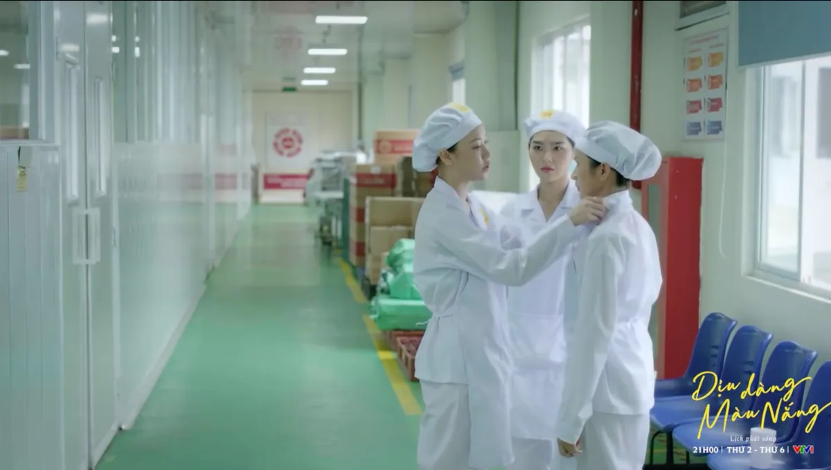Dịu dàng màu nắng tập 36: Thảo khó chịu ra mặt khi Xuân và Phong công khai tình cảm - Ảnh 2.