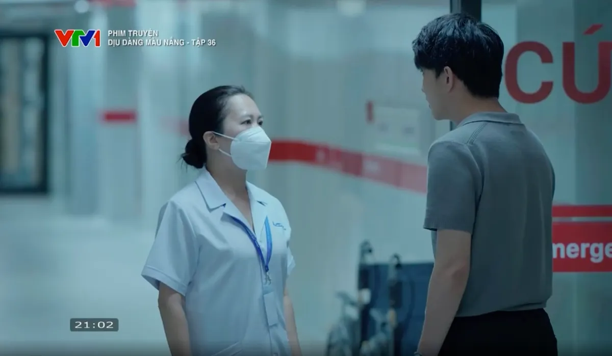 Dịu dàng màu nắng - Tập 36: Thành bị công an điều tra, Tuyết buộc phải nghỉ việc - Ảnh 1.