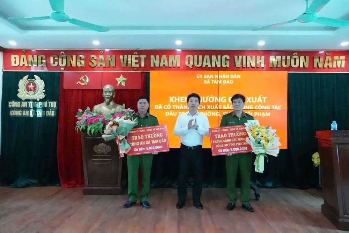 Bắt giữ 3 đối tượng cưỡng hiếp khách du lịch tại Tam Đảo lúc nửa đêm - Ảnh 1.