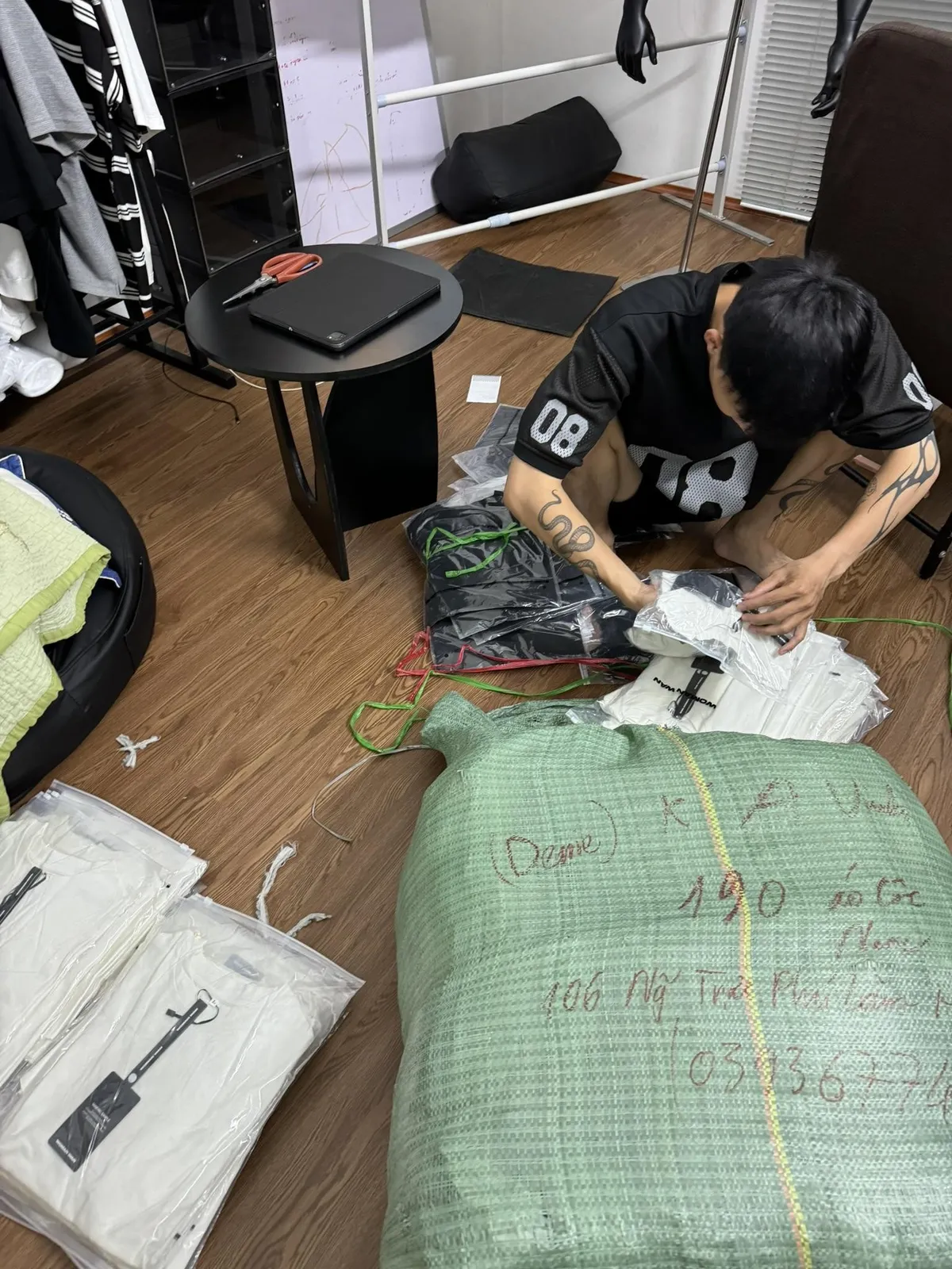 Từng bán xe, trắng tay vì khởi nghiệp, nam sinh FPT Polytechnic đạt thu nhập 10 tỷ chỉ sau vài tháng - Ảnh 2.