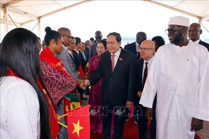 Chủ tịch Quốc hội Trần Thanh Mẫn bắt đầu thăm chính thức Senegal- Ảnh 1. Chủ tịch Quốc hội Trần Thanh Mẫn bắt đầu thăm chính thức Senegal- Ảnh 1.