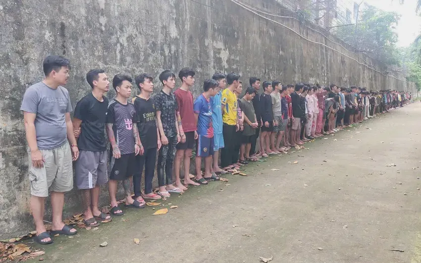 Các đối tượng bị bắt giữ. (Ảnh: Công an TP Hồ Chí Minh) Các đối tượng bị bắt giữ. (Ảnh: Công an TP Hồ Chí Minh)