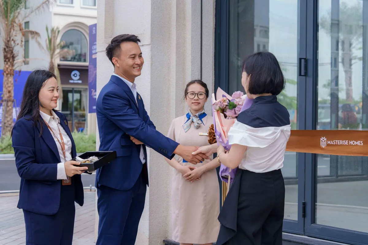 Masterise Homes bàn giao những căn Shoptique tại dự án The Centric Hải Phòng - Ảnh 1.