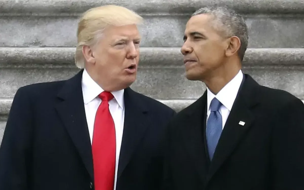Tổng thống Trump (bên trái) cáo buộc cựu Tổng thống Obama phạm tội "phản quốc". (Ảnh: AP)