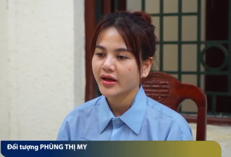 Thuốc lá điện tử giấu trong đơn hàng “nước hoa, mỹ phẩm”, mỗi tháng thu hàng trăm triệu- Ảnh 3. Thuốc lá điện tử giấu trong đơn hàng “nước hoa, mỹ phẩm”, mỗi tháng thu hàng trăm triệu- Ảnh 3.