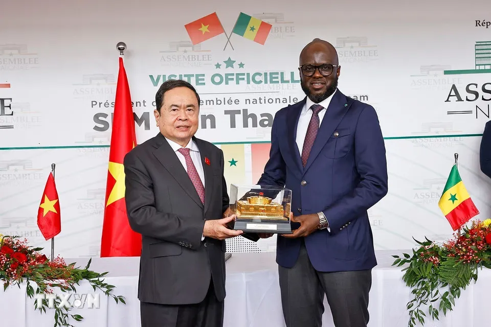 Chủ tịch Quốc hội Trần Thanh Mẫn và Chủ tịch Quốc hội Senegal ký kết Thỏa thuận hợp tác - Ảnh 2.