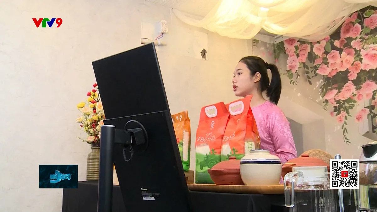 2 - bán lẻ hiện đại - livestream gạo ST25.jpg