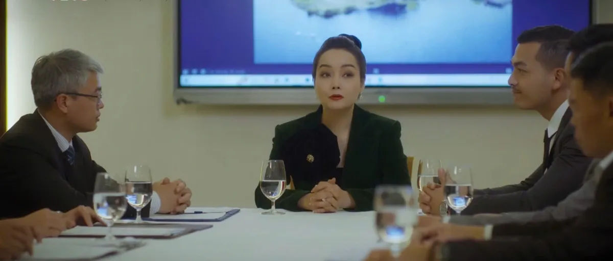 Mặt trời lạnh - Tập 24: Mai Ly tranh cãi nảy lửa với Lam Anh, lộ bản chất trước mặt Sơn Dương - Ảnh 11.