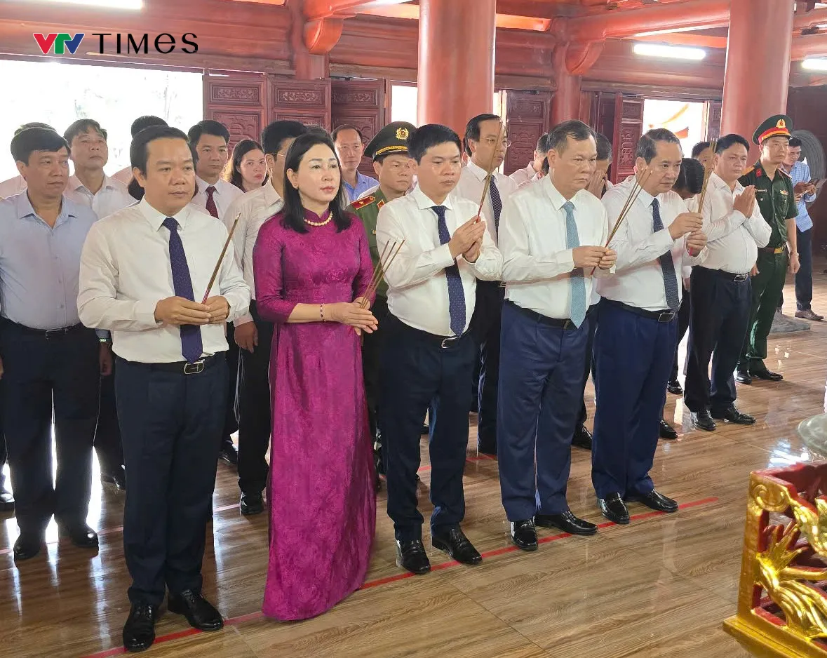 Ninh B&igrave;nh: Nhiều hoạt động tri &acirc;n những người c&oacute; c&ocirc;ng với đất nước - Ảnh 2.