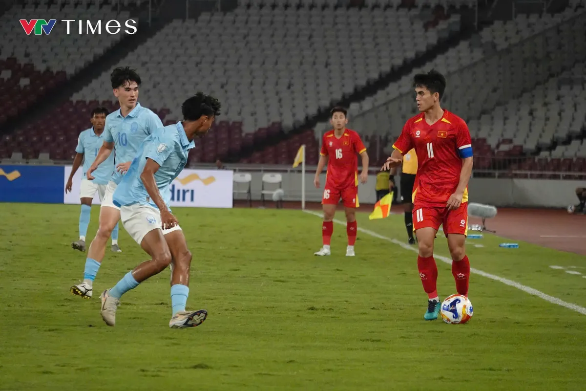Ngược d&ograve;ng th&agrave;nh c&ocirc;ng, U23 Việt Nam v&agrave;o chung kết giải Đ&ocirc;ng Nam &Aacute;- Ảnh 3.