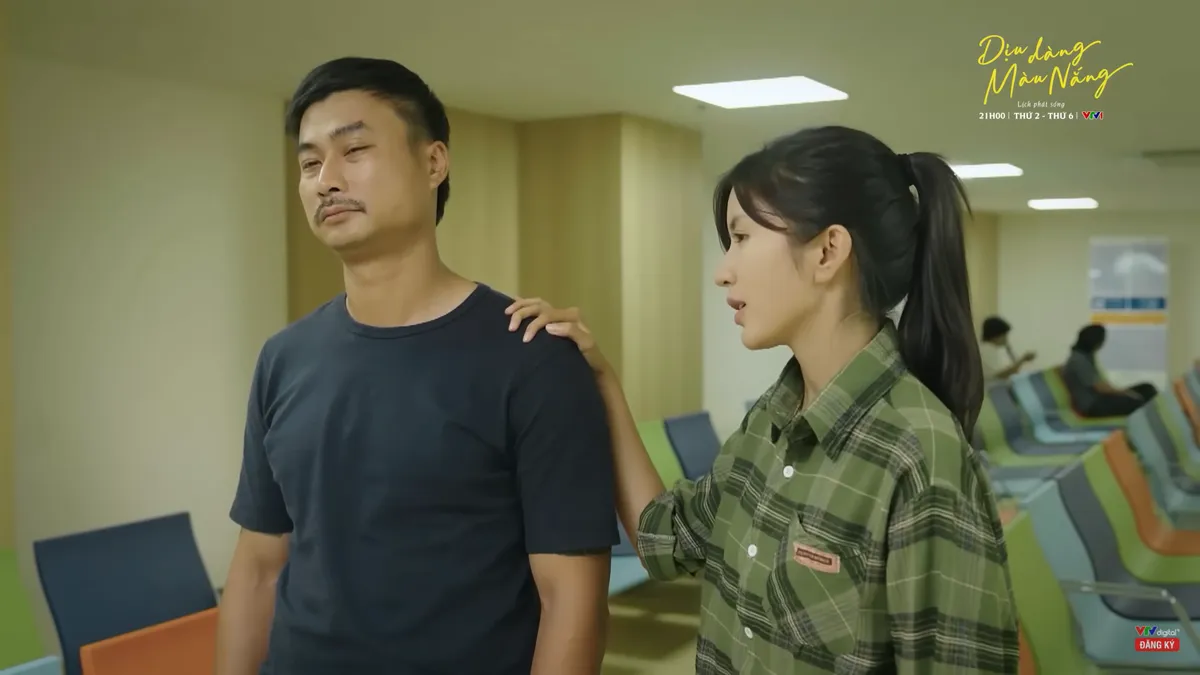 Dịu dàng màu nắng - Tập 38: Mẹ Bắc phát hiện gia đình con trai ly thân - Ảnh 1.