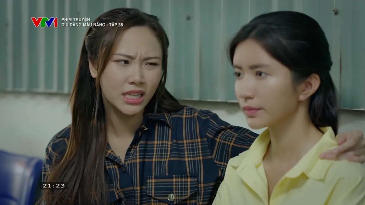 Dịu dàng màu nắng - Tập 38: Thảo khiến cả xóm trọ tan nát rồi bỏ đi - Ảnh 3.