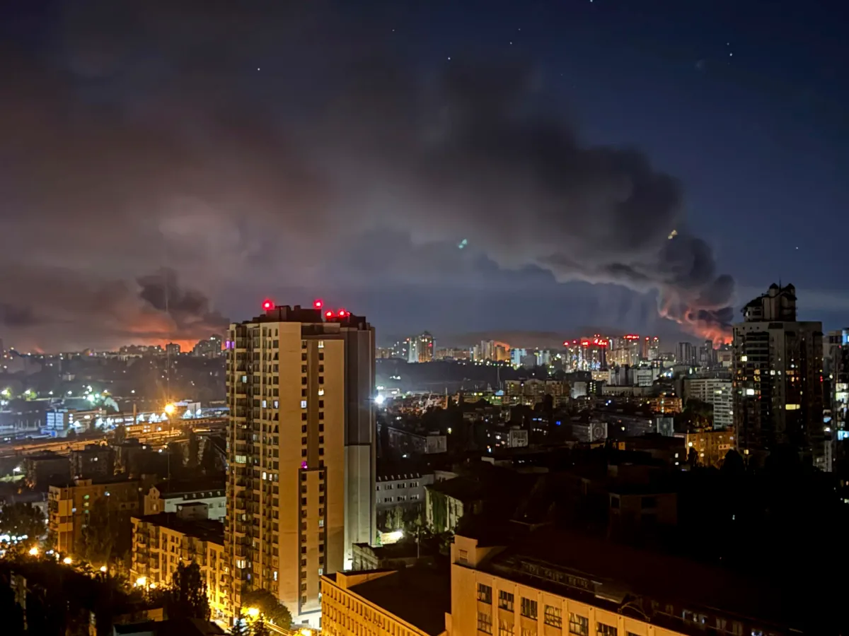 Ukraine thiếu hệ thống phòng không Patriot giữa làn sóng tấn công dồn dập từ Nga- Ảnh 2. Ukraine thiếu hệ thống phòng không Patriot giữa làn sóng tấn công dồn dập từ Nga- Ảnh 2.