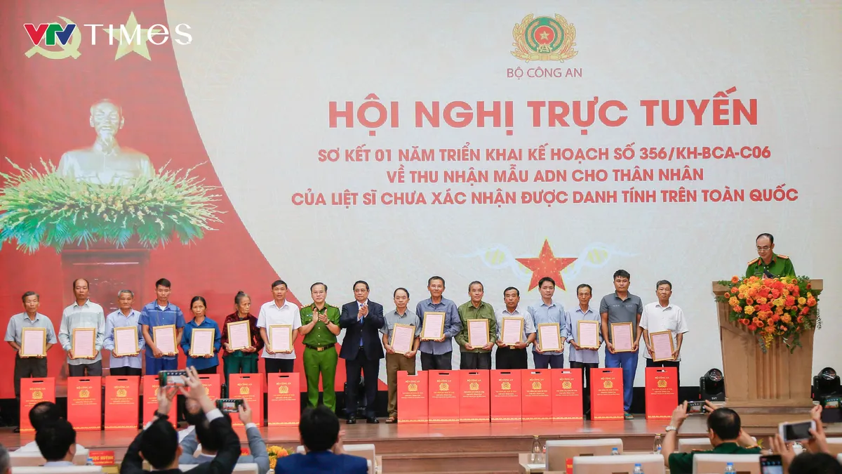 Xác định danh tính liệt sĩ là trách nhiệm, nghĩa vụ thiêng liêng- Ảnh 1. Xác định danh tính liệt sĩ là trách nhiệm, nghĩa vụ thiêng liêng- Ảnh 1.