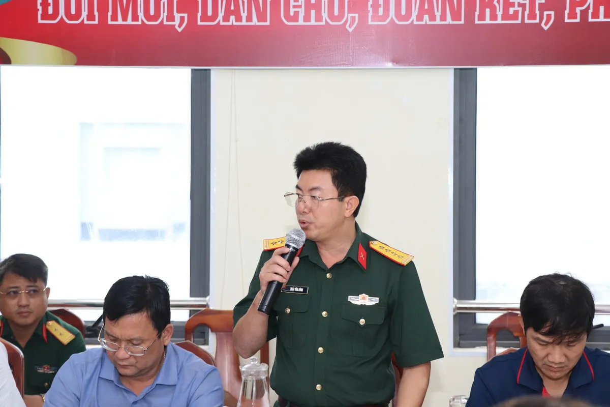 TP Hồ Chí Minh hỗ trợ Nghệ An, Đồng Tháp khắc phục hậu quả bão số 3- Ảnh 2. TP Hồ Chí Minh hỗ trợ Nghệ An, Đồng Tháp khắc phục hậu quả bão số 3- Ảnh 2.