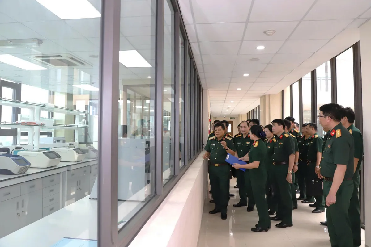 Xác định danh tính liệt sĩ: Giải “bài toán ngược” giữa dòng chảy lịch sử - Ảnh 1.