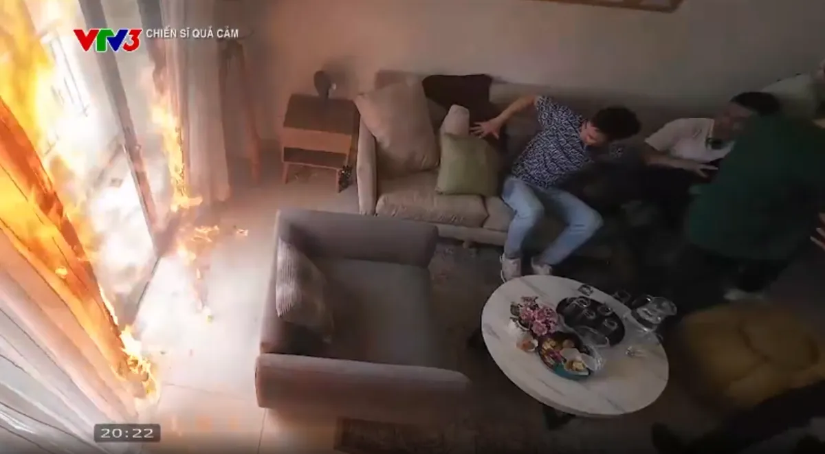 Dàn cast Chiến sĩ quả cảm vừa hội ngộ đã gặp đám cháy - Ảnh 3.
