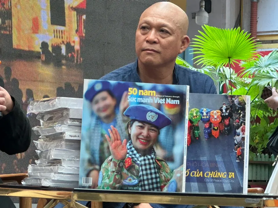 50 năm TP Hồ Chí Minh dưới ống kính của nhiếp ảnh gia Nguyễn Á- Ảnh 1. 50 năm TP Hồ Chí Minh dưới ống kính của nhiếp ảnh gia Nguyễn Á- Ảnh 1.