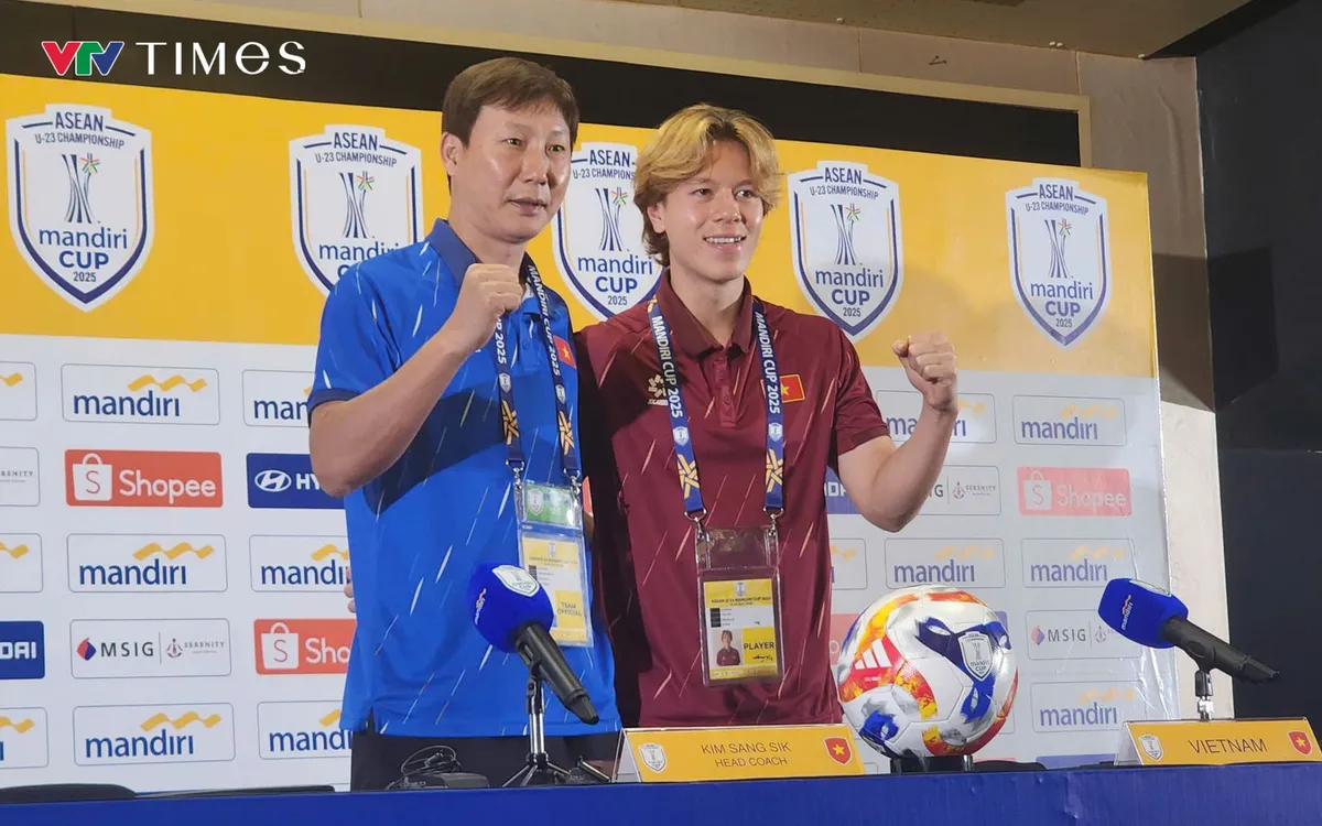 HLV Kim Sang-sik và các học trò đều tự tin hướng đến chức vô địch tại giải U23 Đông Nam Á.