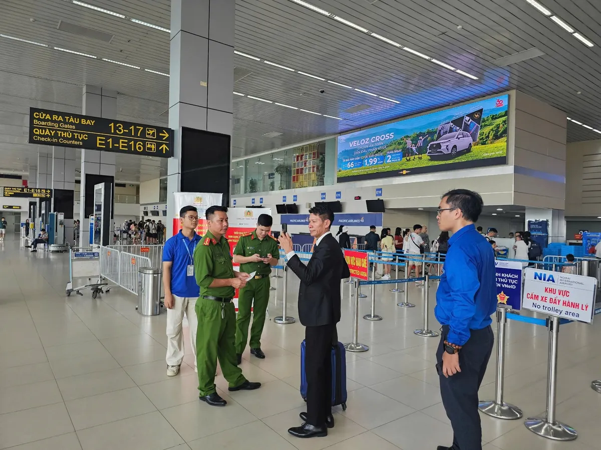 Đồng loạt áp dụng hệ thống kiểm soát tự động trong ngành hàng không - Ảnh 2.