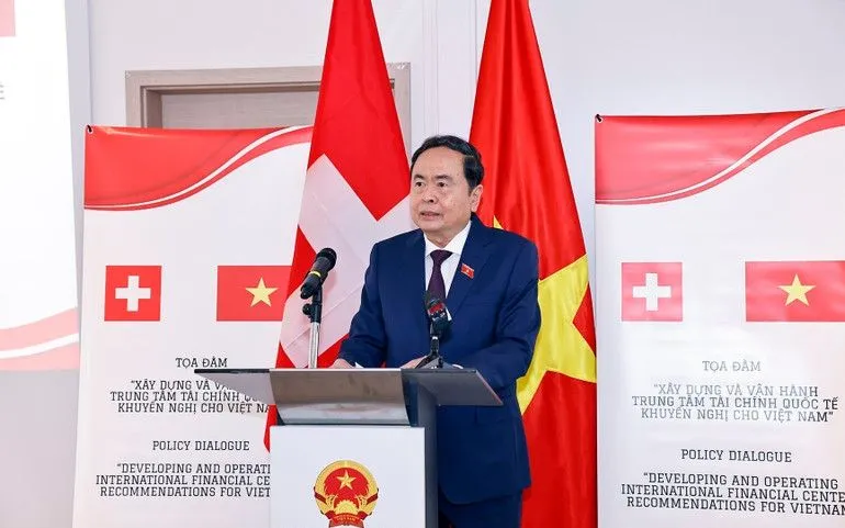 Chủ tịch Quốc hội Trần Thanh Mẫn phát biểu khai mạc Tọa đàm "Xây dựng và vận hành Trung tâm tài chính quốc tế và khuyến nghị cho Việt Nam". (Ảnh: TTXVN)