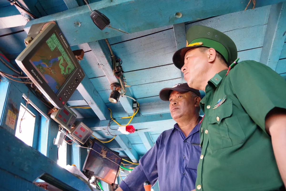 TP Hồ Chí Minh tuyên truyền chống khai thác IUU cho các chủ tàu cá- Ảnh 1. TP Hồ Chí Minh tuyên truyền chống khai thác IUU cho các chủ tàu cá- Ảnh 1.