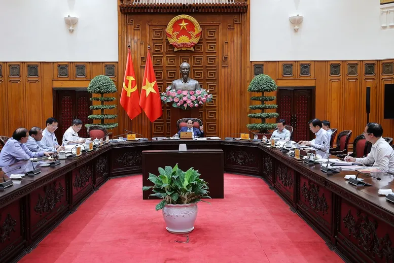 Thủ tướng Phạm Minh Chính chủ trì cuộc họp của Thường trực Chính phủ về nhiều nội dung quan trọng. Thủ tướng Phạm Minh Chính chủ trì cuộc họp của Thường trực Chính phủ về nhiều nội dung quan trọng.