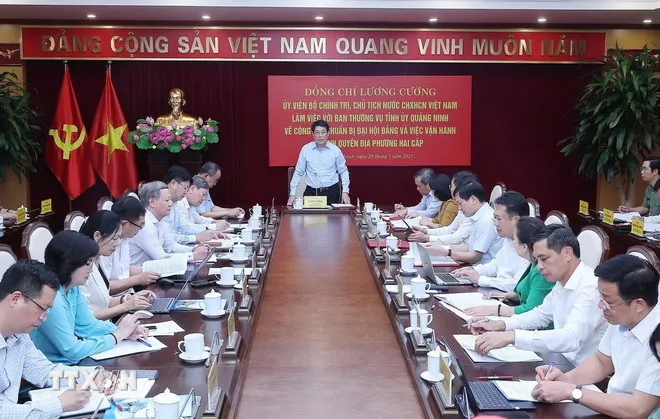Chủ tịch nước Lương Cường: Quảng Ninh cần kịp thời tháo gỡ khó khăn, vướng mắc khi vận hành bộ máy mới - Ảnh 1.